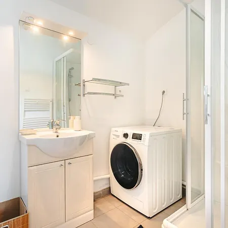 Independante Dans Maison