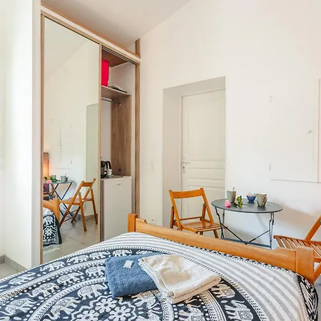 Independante Dans Maison Bed & Breakfast Le Chateau-d'Oleron